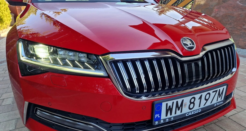 Skoda Superb cena 162000 przebieg: 34000, rok produkcji 2020 z Daleszyce małe 352